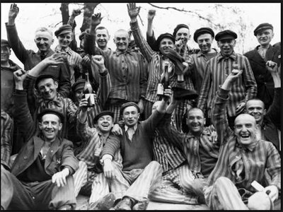 Dachau Jews 1945 liberation.jpg