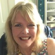 Lynne W.